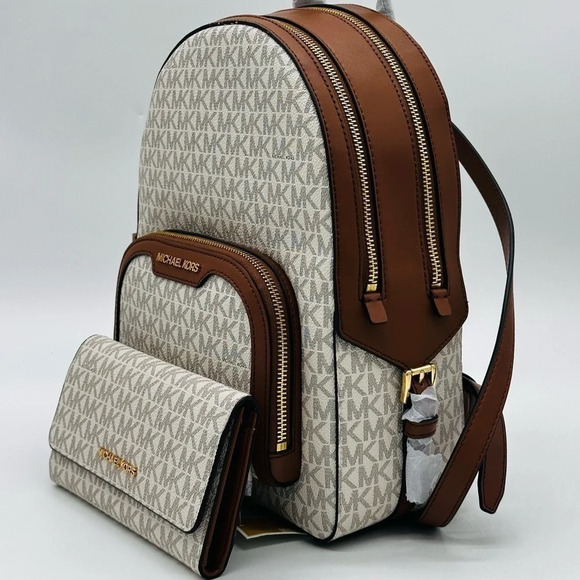 Michael Kors Medium Jaycee Zip Packet Backpack & Trifold Wallet Vanilla/Brown - Picture 2 of 16